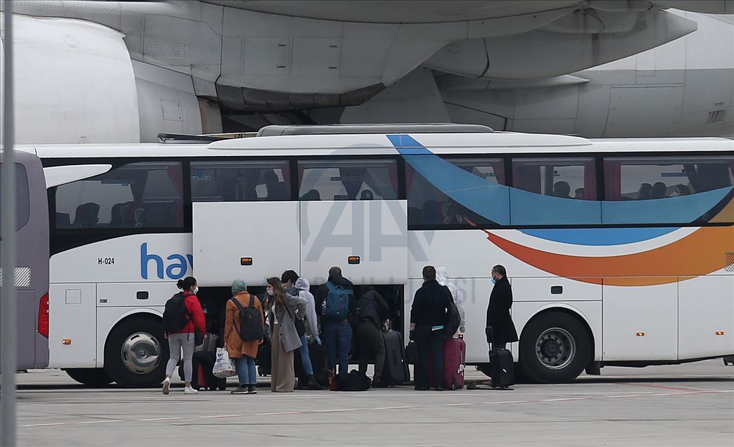 Turkey brings back its citizens from UK amid pandemic