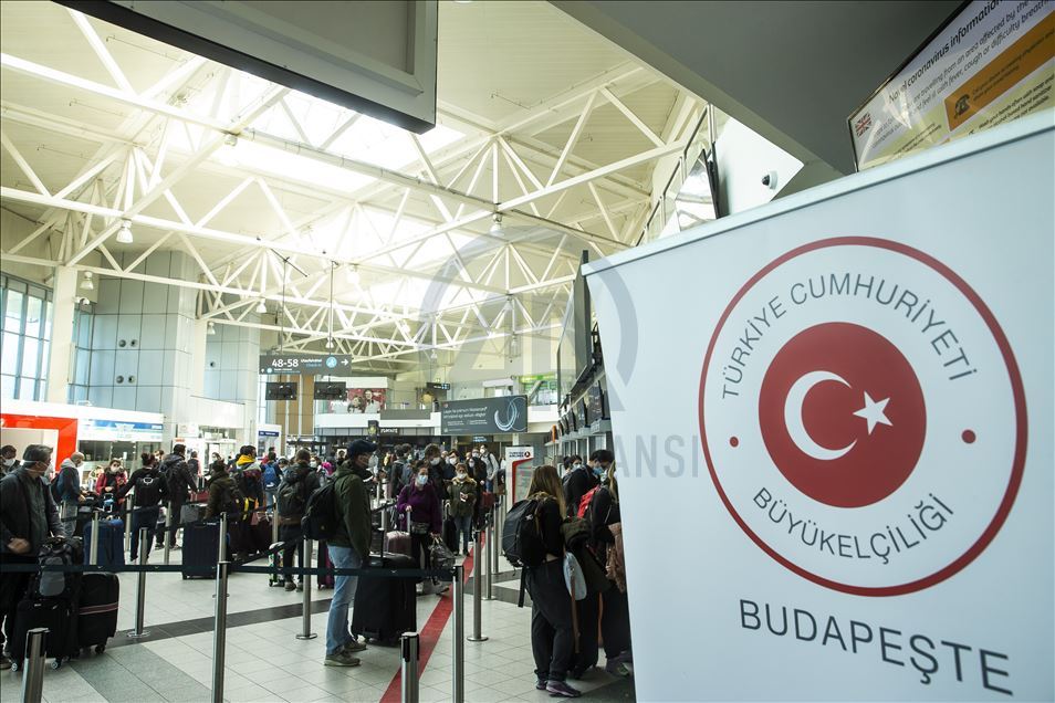 Turkey evacuates its citizens from Hungary amid pandemic