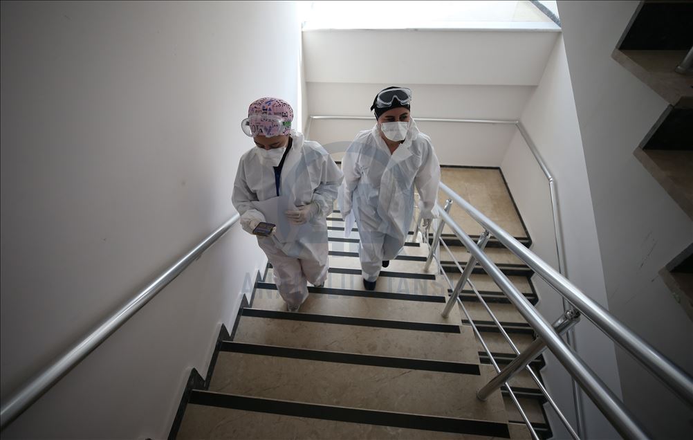 Bursa'da Kovid-19 "dedektifleri"nin yoğun mesaisi