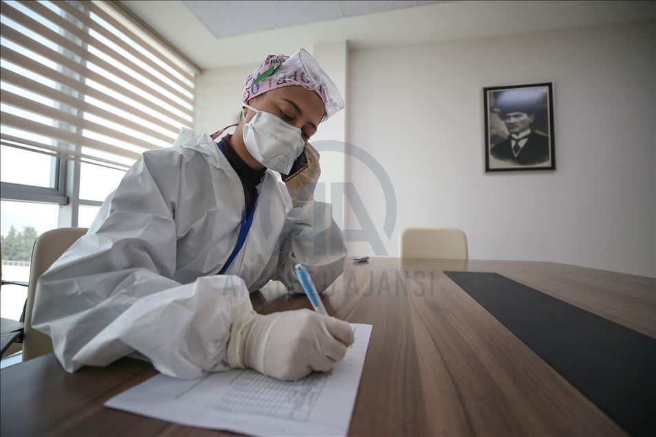 Bursa'da Kovid-19 "dedektifleri"nin yoğun mesaisi