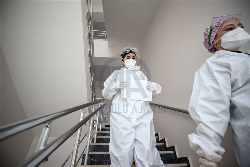 Bursa'da Kovid-19 "dedektifleri"nin yoğun mesaisi