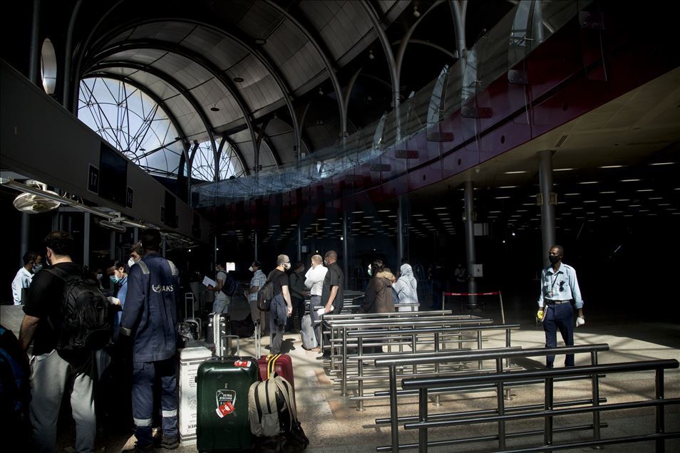 تركيا تبدأ بإجلاء رعاياها من السودان