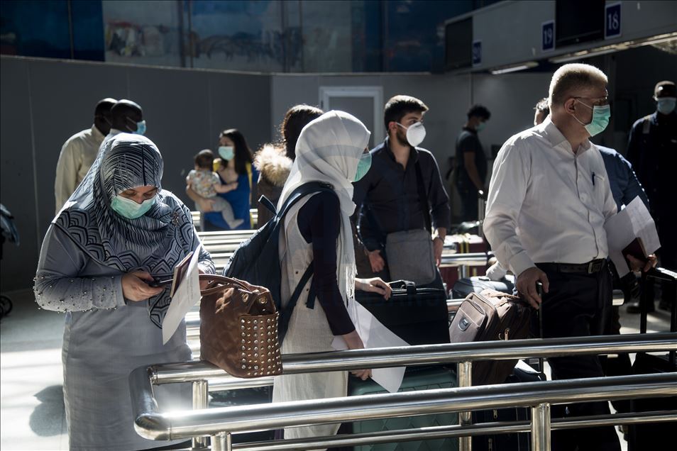 تركيا تبدأ بإجلاء رعاياها من السودان