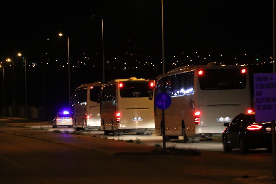 Türkiye'ye getirilen Almanya'daki 232 Türk vatandaşı Niğde'de yurda yerleştirildi