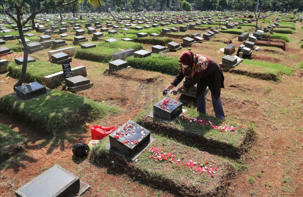 Tradisi jelang Ramadan berlanjut di tengah virus korona di Jakarta