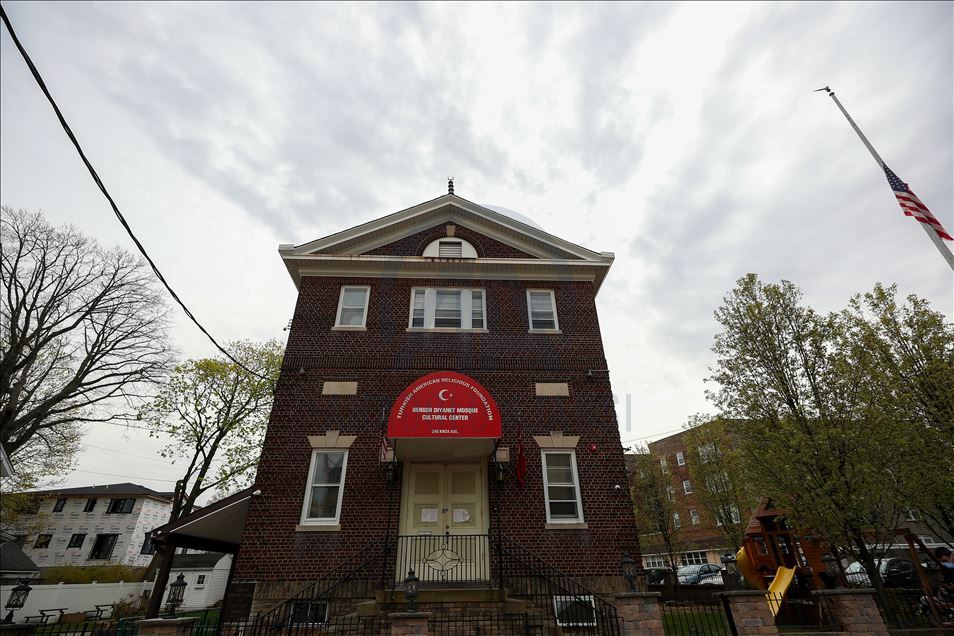 ABD'nin New Jersey eyaletinde Müslümanlar ramazan etkinliklerini sanal ortamda izleyecek
