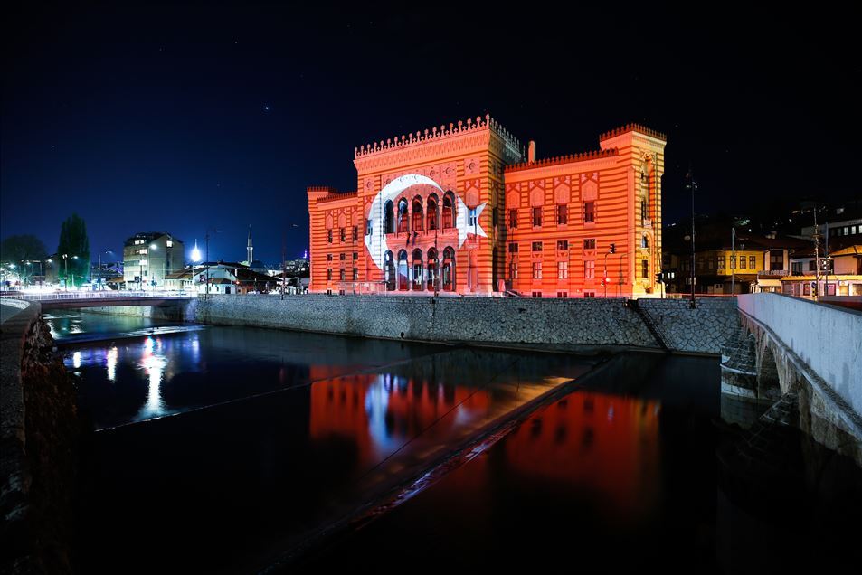 Vijecnica Library illuminated with Turkish flag colors
