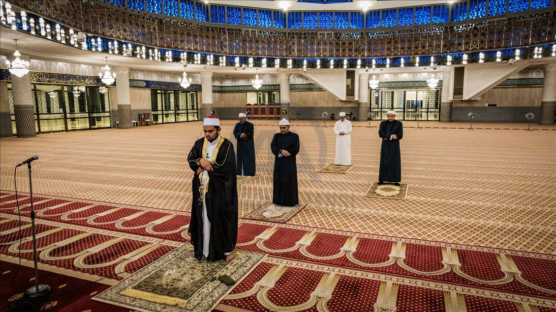 Tarawih di tengah wabah virus korona di Malaysia