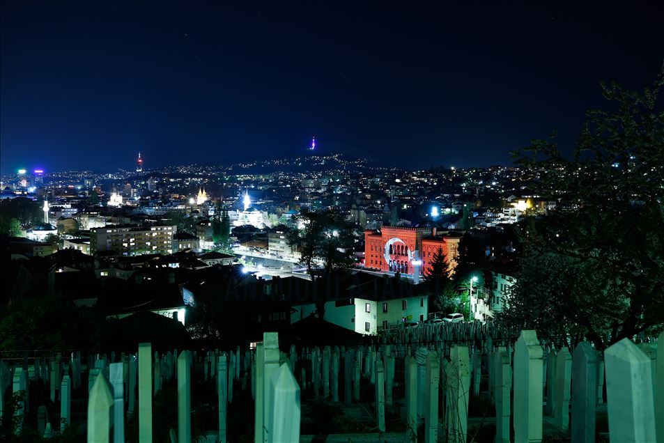 Vijecnica Library illuminated with Turkish flag colors
