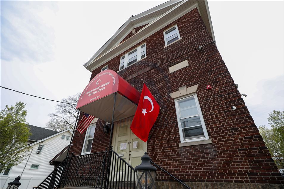 ABD'nin New Jersey eyaletinde Müslümanlar ramazan etkinliklerini sanal ortamda izleyecek
