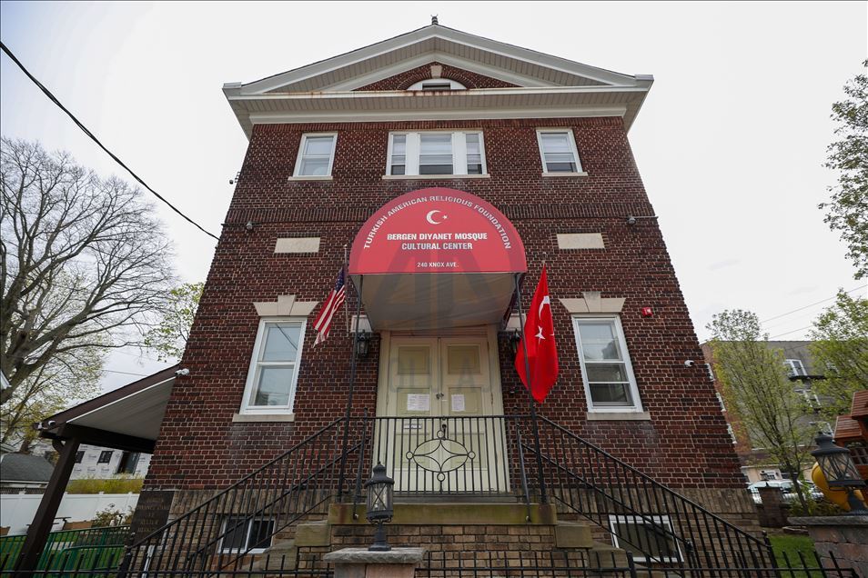 ABD'nin New Jersey eyaletinde Müslümanlar ramazan etkinliklerini sanal ortamda izleyecek
