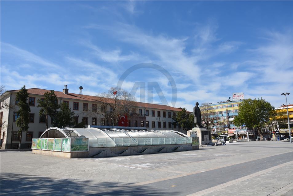 Gaziantep, Şanlıurfa, Malatya ve Kahramanmaraş'ta kısıtlamanın ardından sokaklar boşaldı