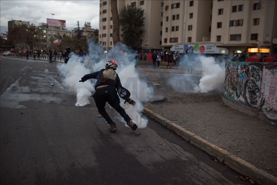 Protest,chile,covid19,piñera