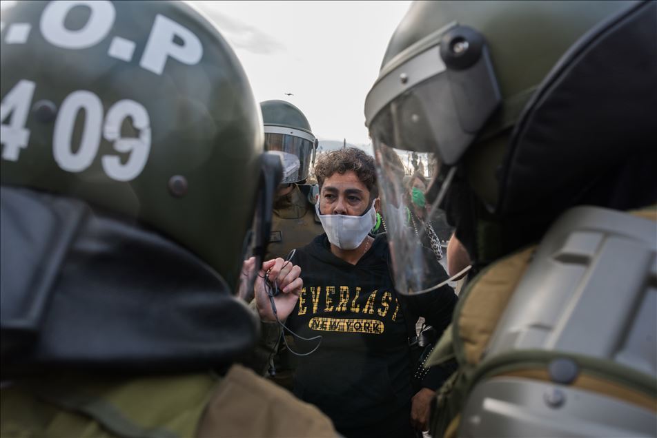 Protest,chile,covid19,piñera
