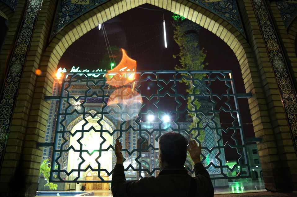 İran'da koronavirüs gölgesinde ramazan