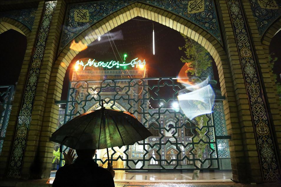 İran'da koronavirüs gölgesinde ramazan