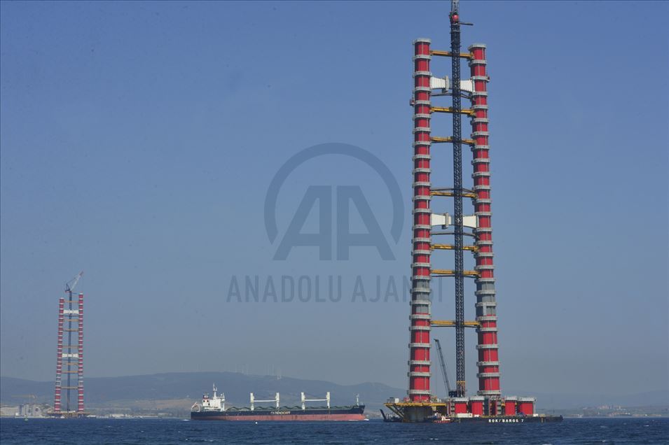 Turquía: en Canakkale se lleva a cabo la construcción del puente colgante más largo del mundo.
