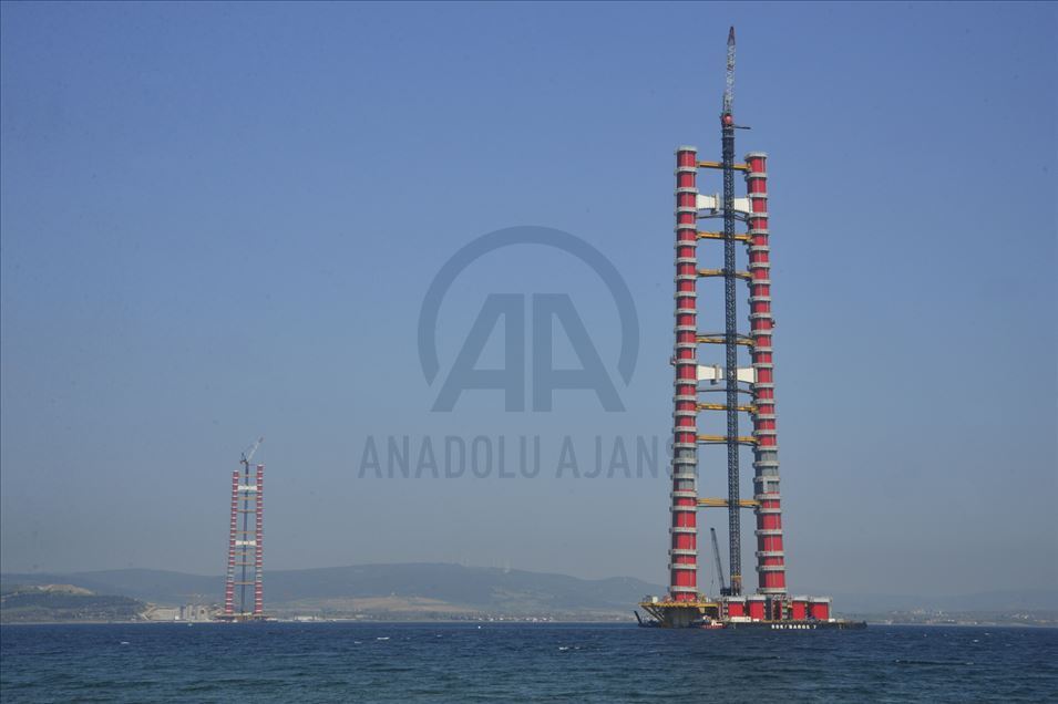 Turquía: en Canakkale se lleva a cabo la construcción del puente colgante más largo del mundo.