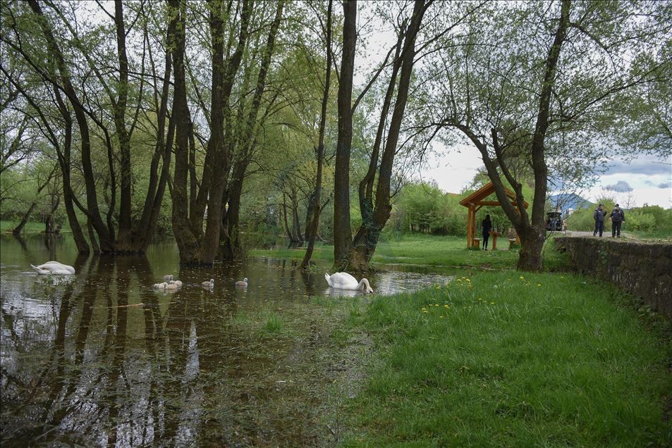 ISPRAVKA (Prethodni sadržaj objavljen je uz pogrešan naslov): Prvi maj u sjeni koronavirusa: Prazna sarajevska izletišta i centralne šetnice