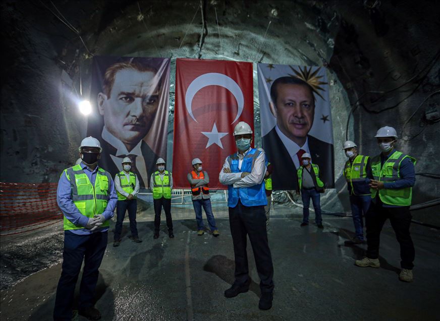 Kıraç'tan yerin 72 metre altında 1 Mayıs konseri