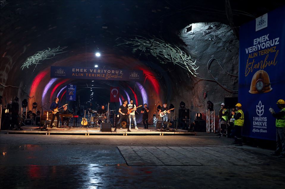 Kıraç'tan yerin 72 metre altında 1 Mayıs konseri