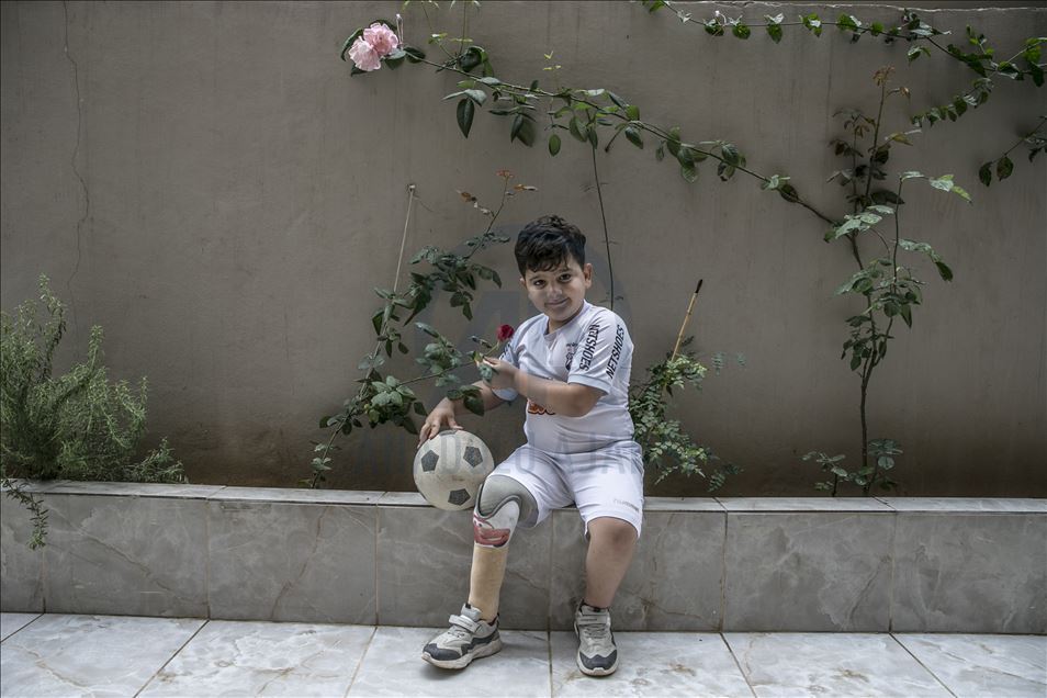 Neymar sends video message to Syrian boy