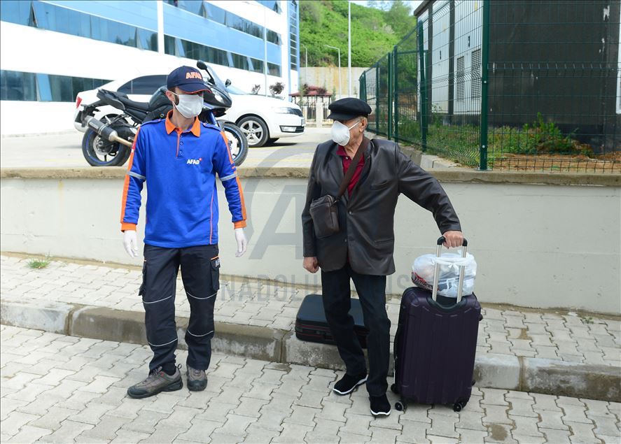 Almanya'dan getirilen Türk vatandaşlarının Giresun'daki karantina süresi tamamlandı