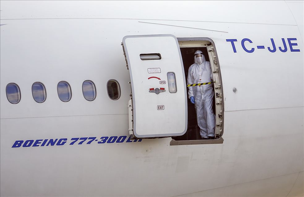 Kuveyt'teki 340 Türk vatandaşı THY uçağıyla Ankara'ya getirildi