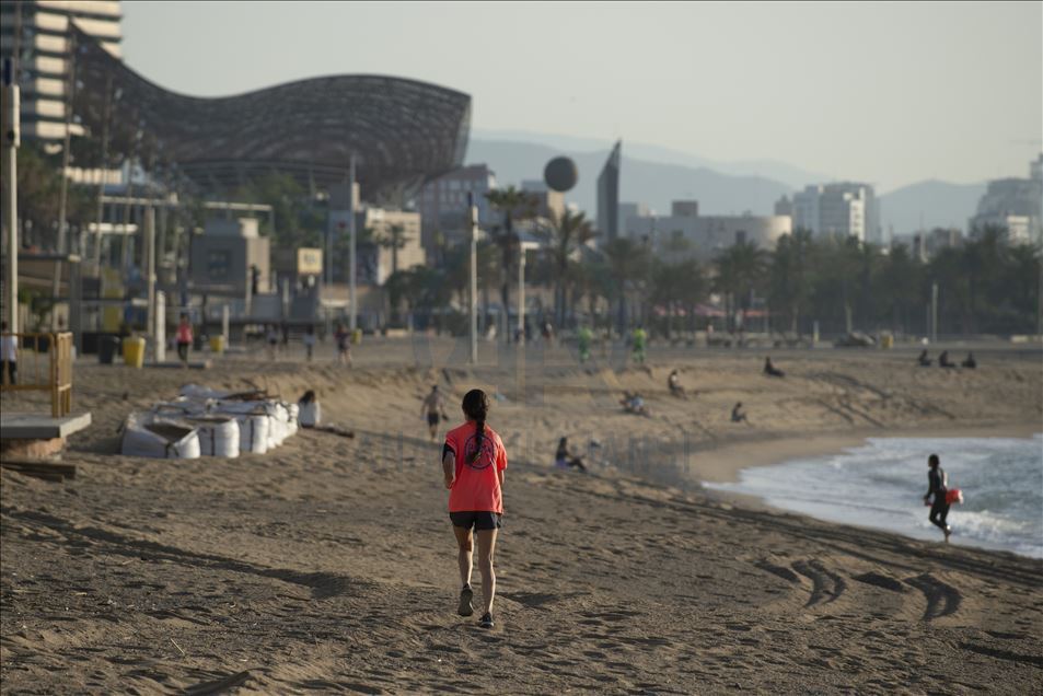 U Španiji ponovo otvorene plaže
