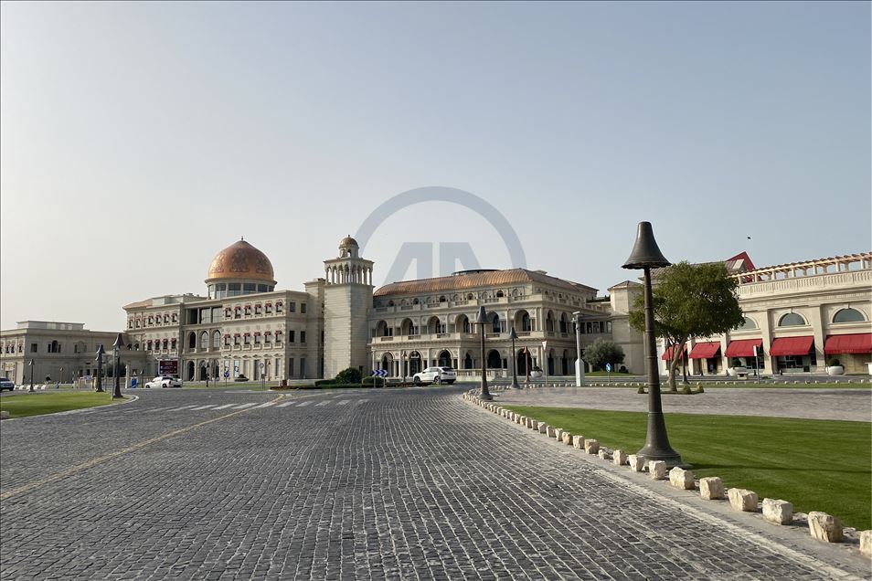 كورونا.. أهالي الدوحة يلتزمون بالعزل المنزلي
