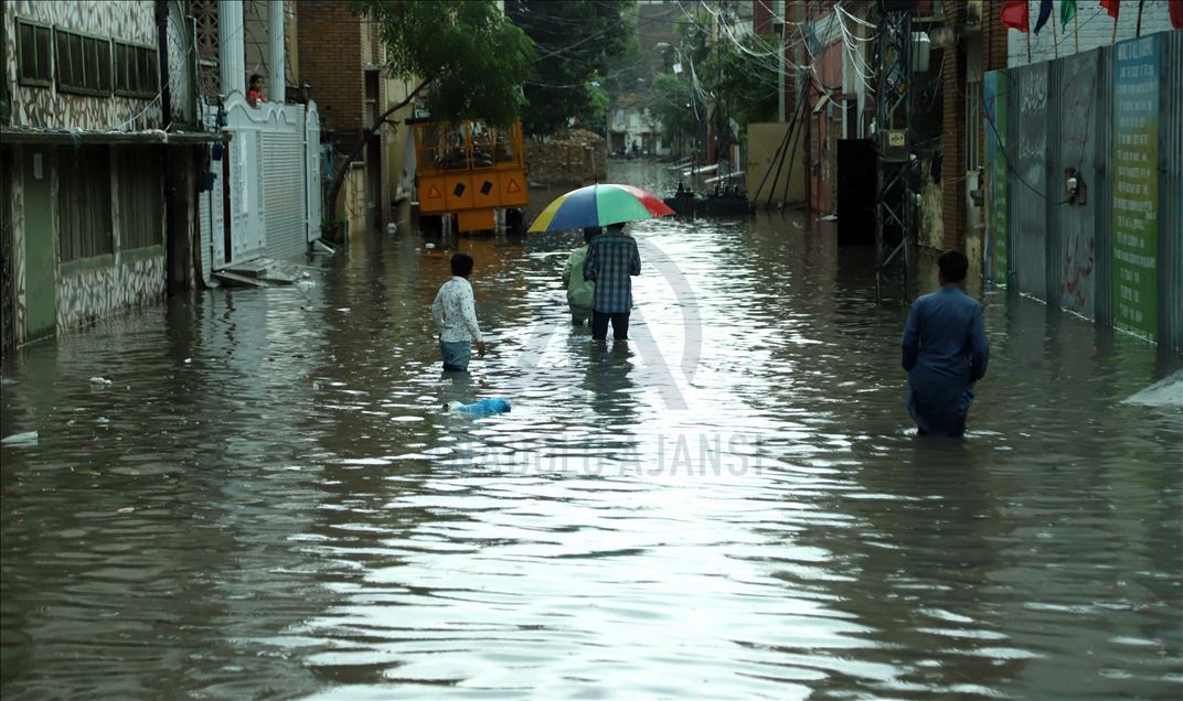Heavy rain in Rawalpindi