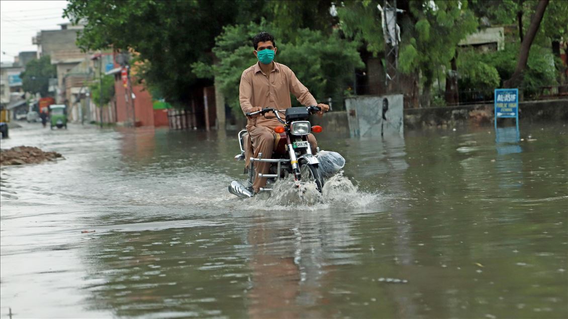Heavy rain in Rawalpindi