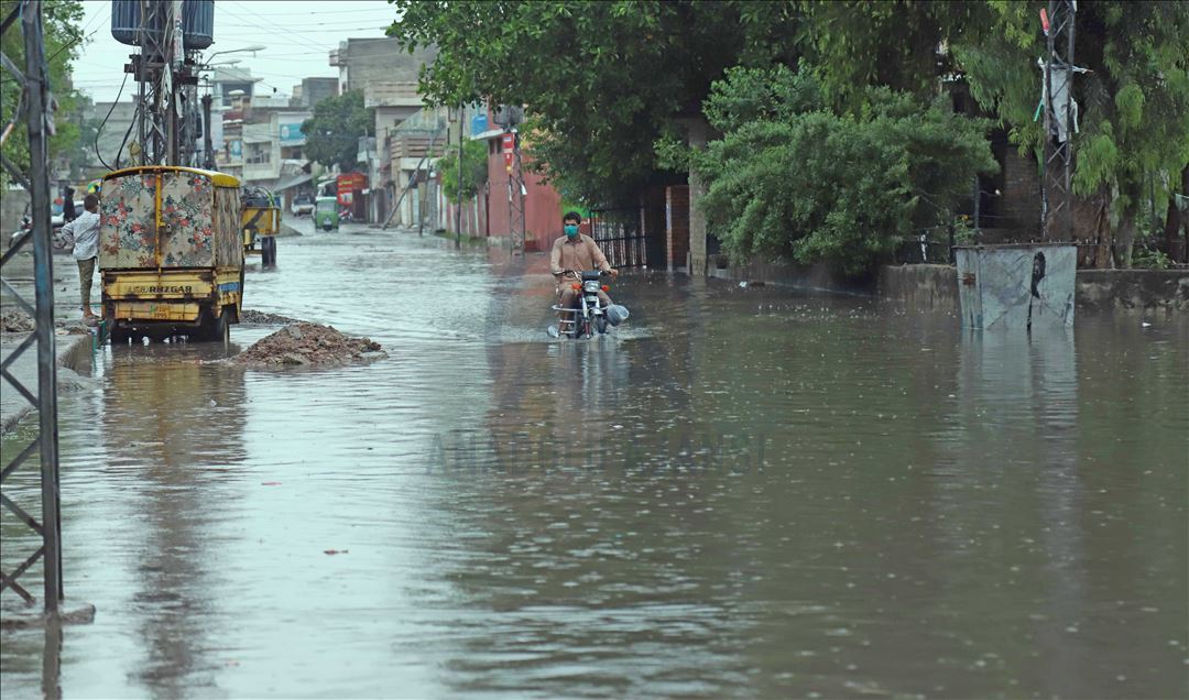 Heavy rain hits Rawalpindi, Pakistan - Anadolu Ajansı