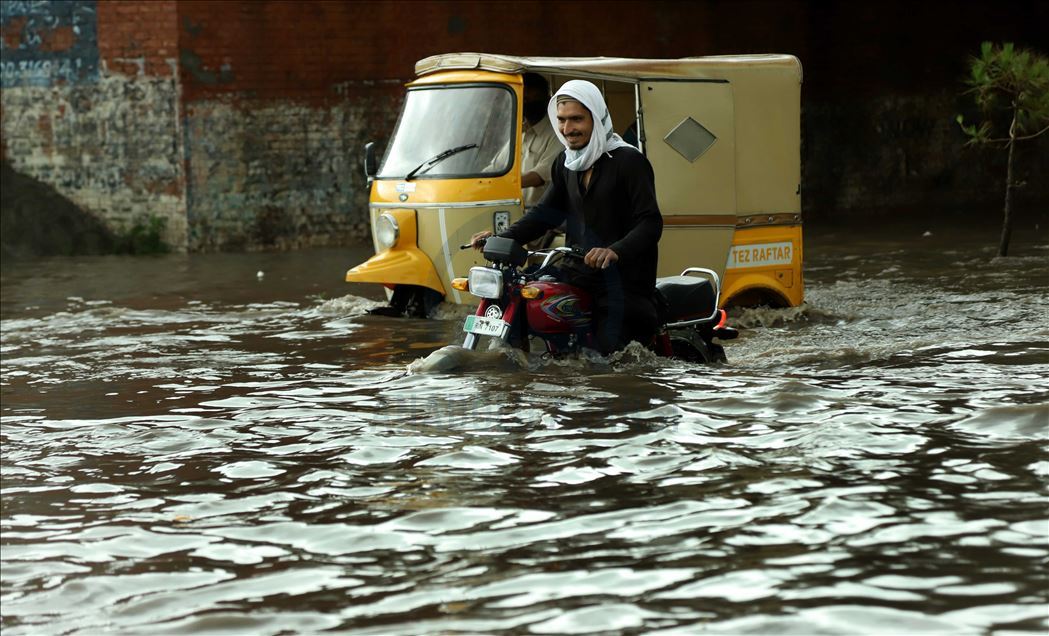Heavy rain in Rawalpindi