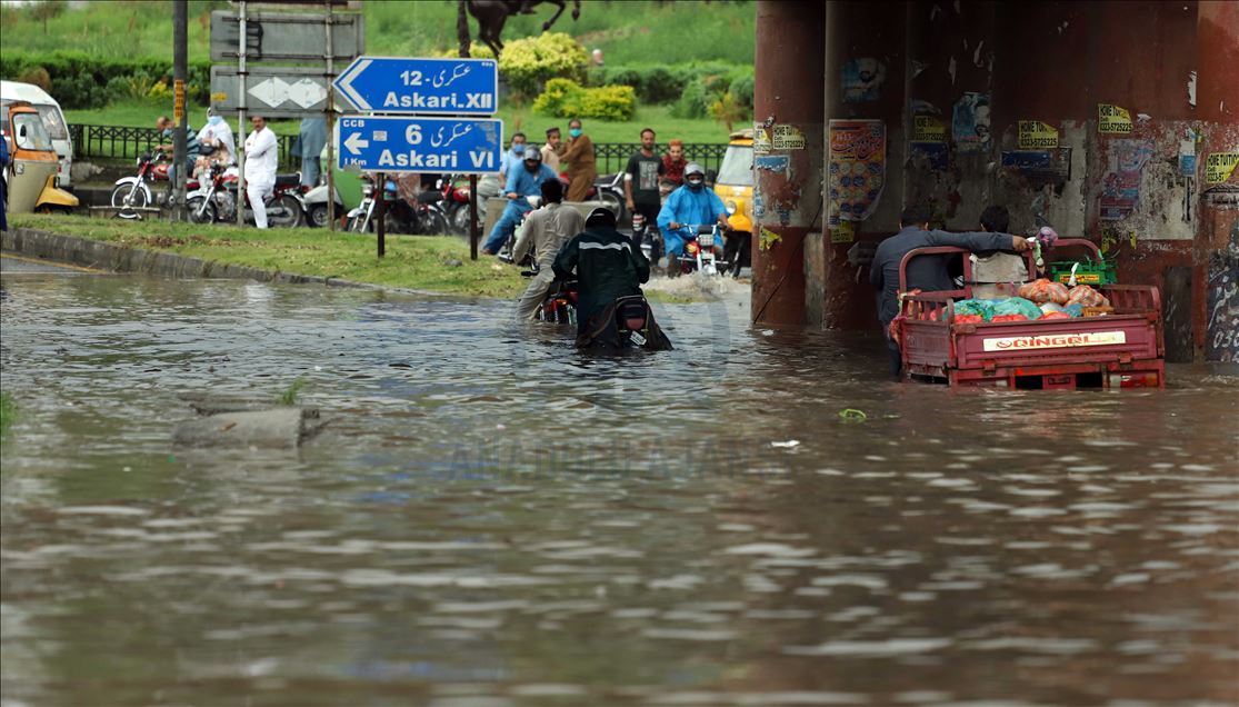 Heavy rain in Rawalpindi