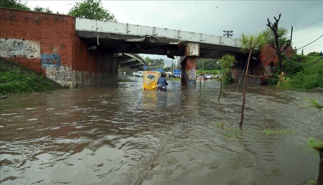 Heavy rain in Rawalpindi