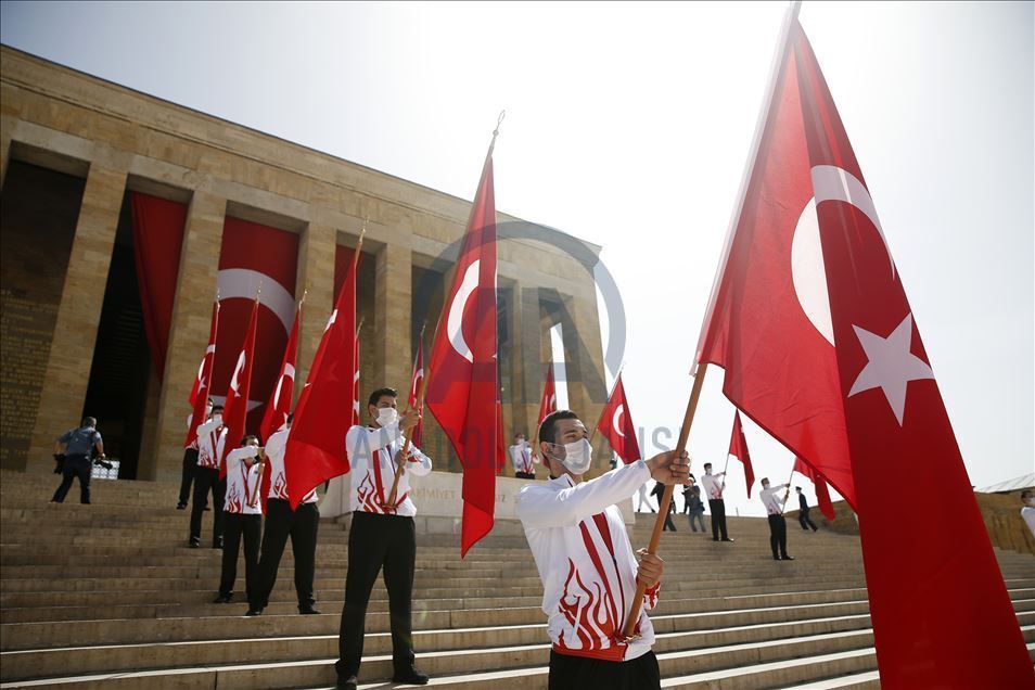 Турция отмечает 101-ю годовщину национально-освободительной борьбы 11