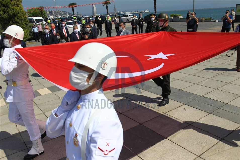 Турция отмечает 101-ю годовщину национально-освободительной борьбы 21