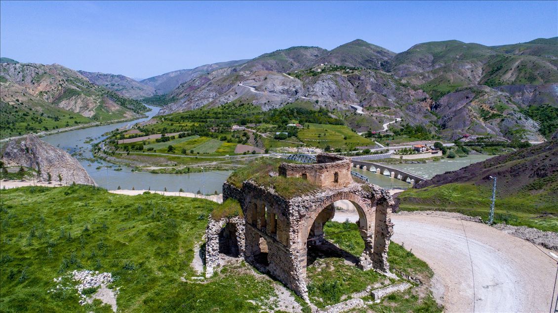 Palu'nun tarihi mekanlarında Kovid-19 sessizliği