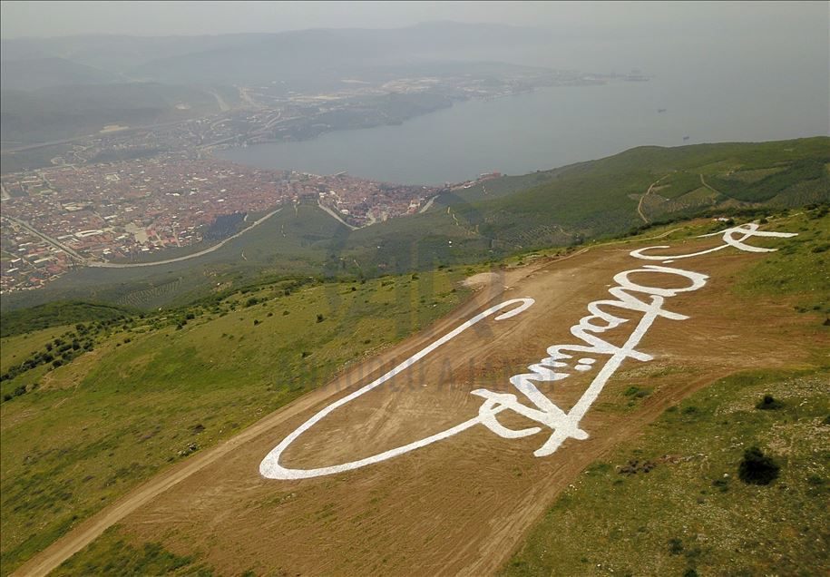 Bursa'da tepeye Atatürk'ün dev imzası çizildi