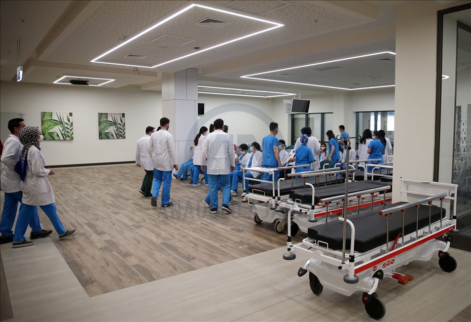 افتتاح مدينة "باشاك شهير تشام وساكورا" الطبية في إسطنبول