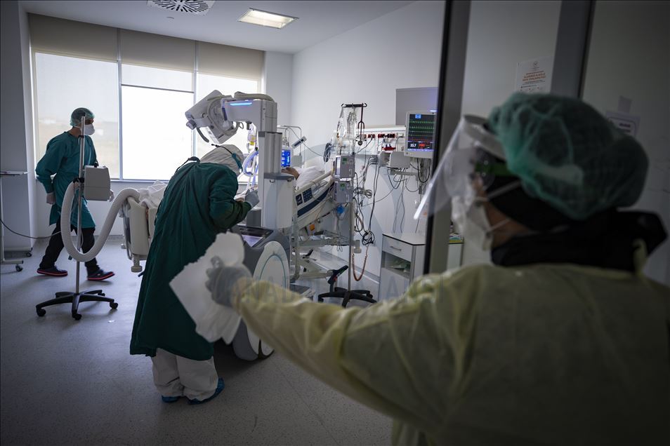 Ankara Şehir Hastanesi, pandemiyle mücadelenin merkezi oldu