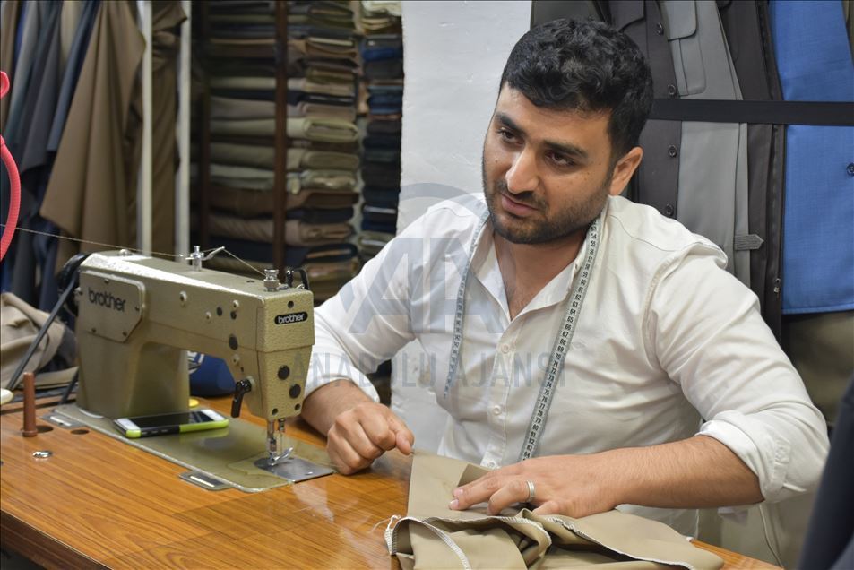 کۆرۆنا خواستی لهسهر جلوبەرگی کوردیی كهمكردووهتهوه