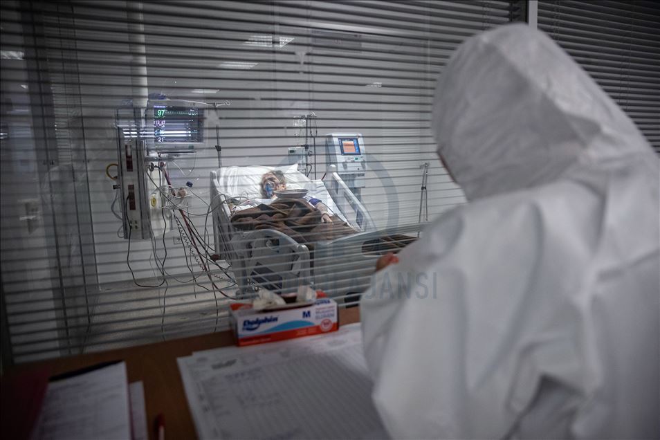 Türkiye'nin ilk pandemi hastanelerinden Tuzla Devlet Hastanesi'nde yüzler gülüyor