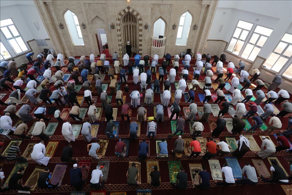 Gazze'de ramazan ayının son cuma namazı