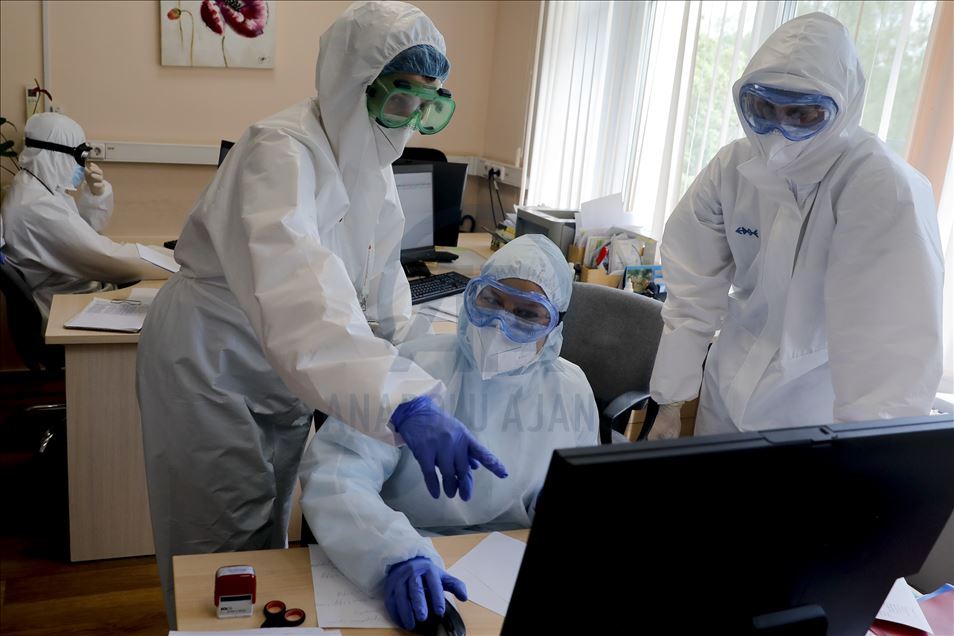 Борьба с коронавирусом: Сотрудники АА побывали в одной из больниц Москвы