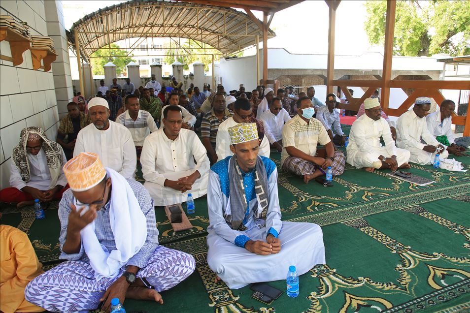 الصومال.. "كورونا" لم ينتقص من فرحة العيد