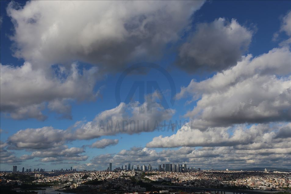 İstanbul'da bulutlu hava
