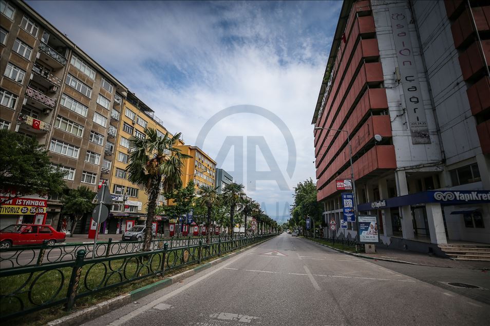 Türkiye genelinde dört günlük sokağa çıkma kısıtlaması başladı