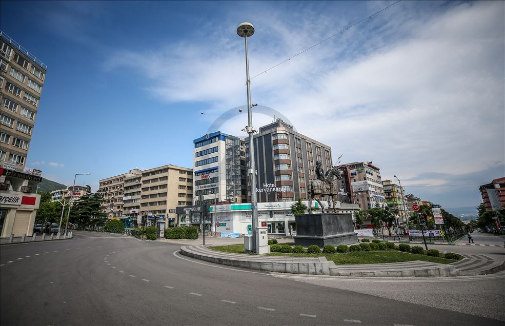 Türkiye genelinde dört günlük sokağa çıkma kısıtlaması başladı